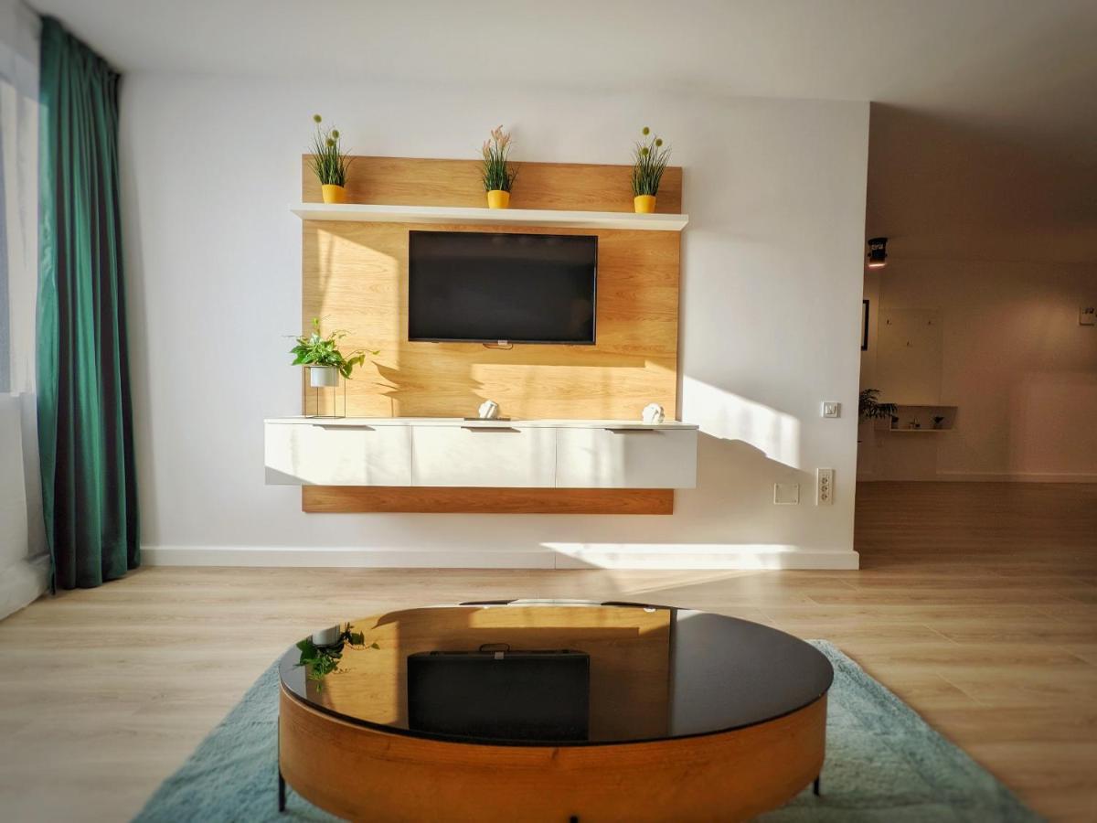 Cluj Airport Apartment Buitenkant foto
